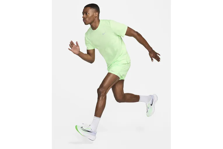 Nike Miler UV hardlooptop vapor groen heren
